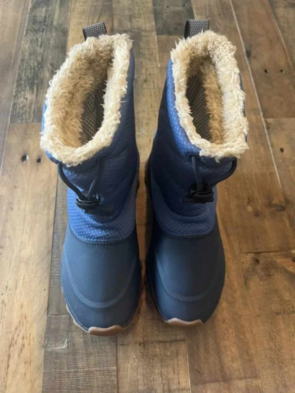 NWOT L.L. Bean Kids' Access Winter Pull-On Boots in Carbon Navy Blue Size 4